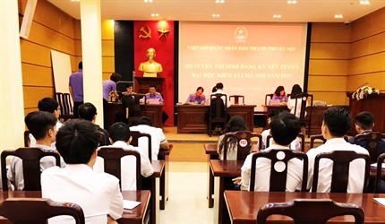 Viện KSND thành phố Hà Nội tổ chức sơ tuyển các thí sinh đăng ký xét...